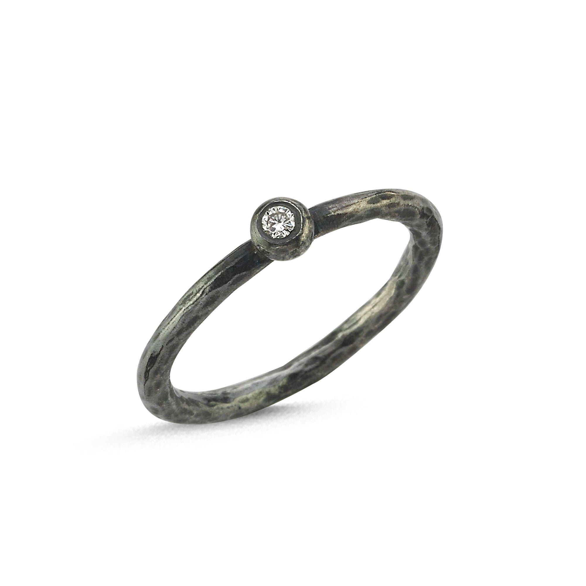 Round Diamond Oxidized Ring